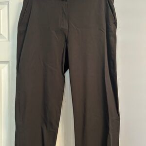 Lululemon Mid-Calf Athletic Pants – Black